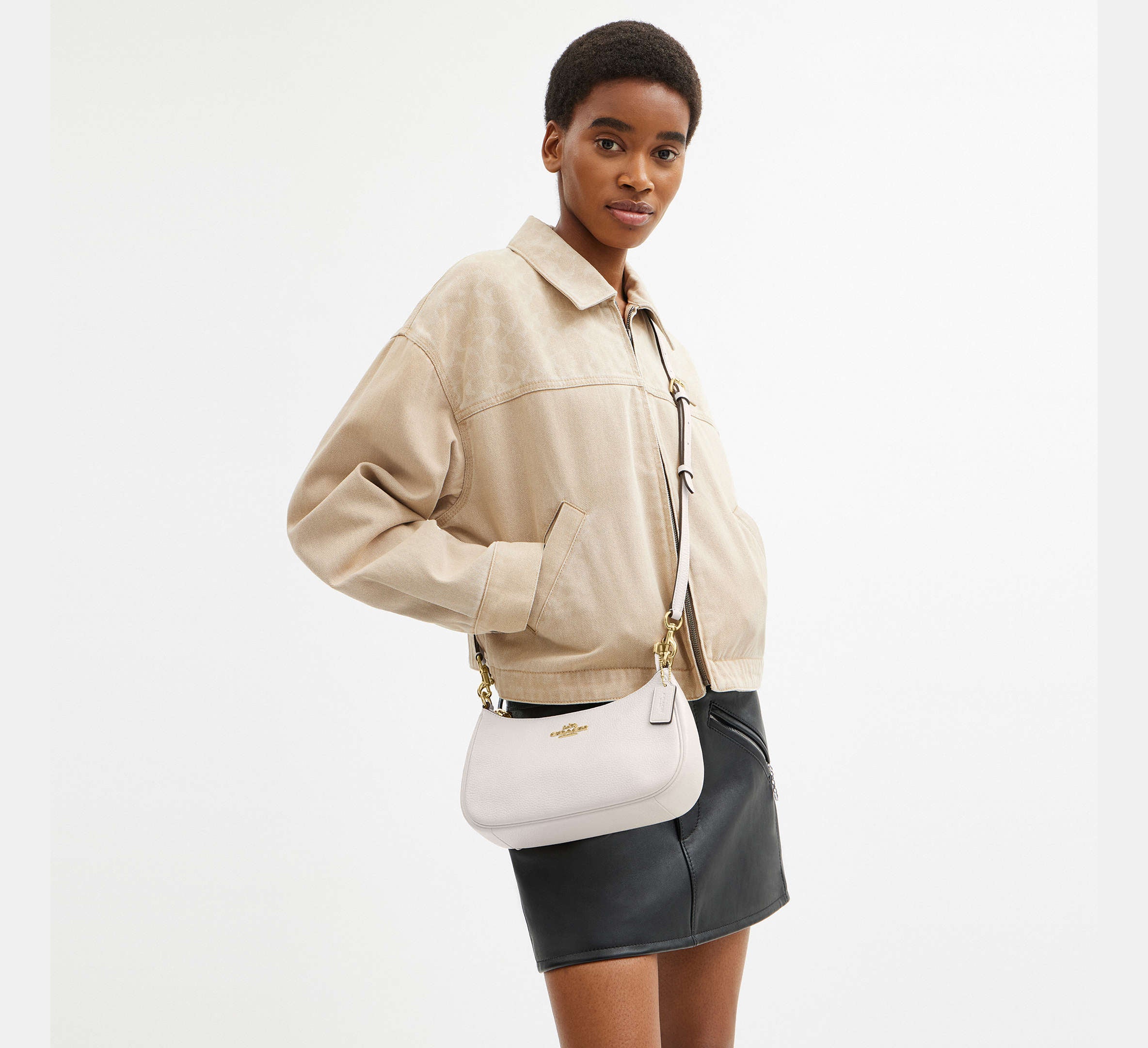 COACH Teri Shoulder Bag [Pre-Order]